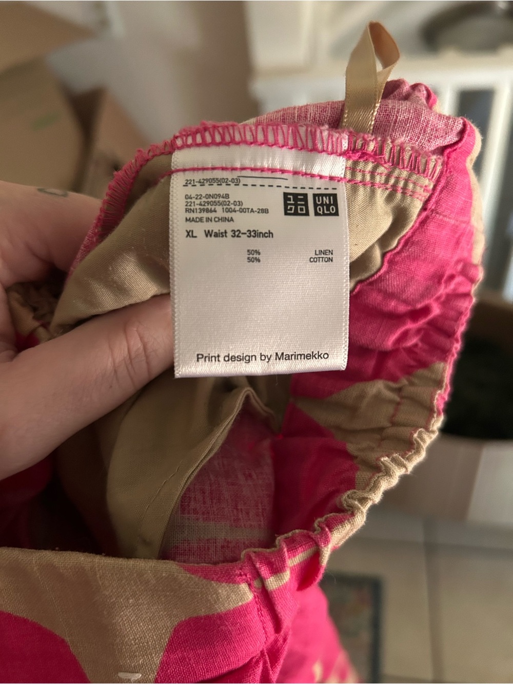 Uniqlo x Marimekko Linen Pink Polka Dot Wide-Leg Cropped Pants - Picture 5 of 6